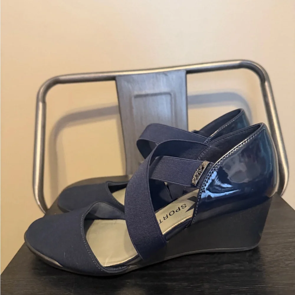 Anne Klein Sport chic navy
